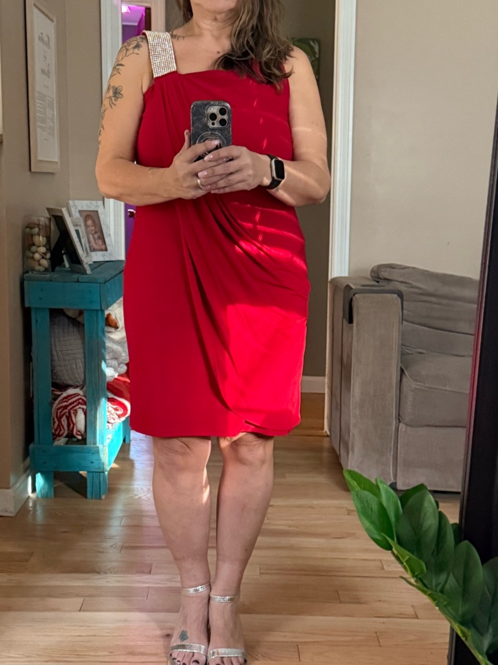 DJ Jazz red dress